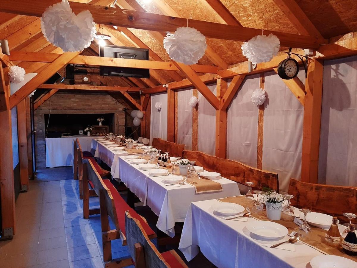 Privatni Smjestaj I Seoski Turizam "Sudar" Apartment Bizovac Ngoại thất bức ảnh